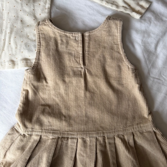 Gap corduroy dress +tshirt - Picture 4 of 5